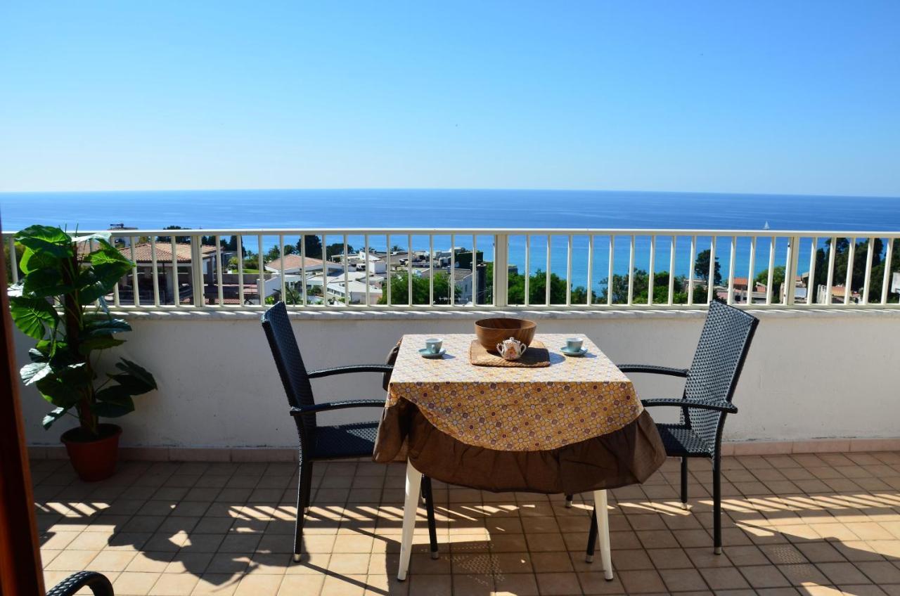 Ferienwohnung Penthouse Mare E Monti Tropea Exterior foto